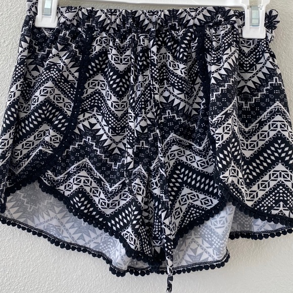 Boho short - Picture 3 of 14